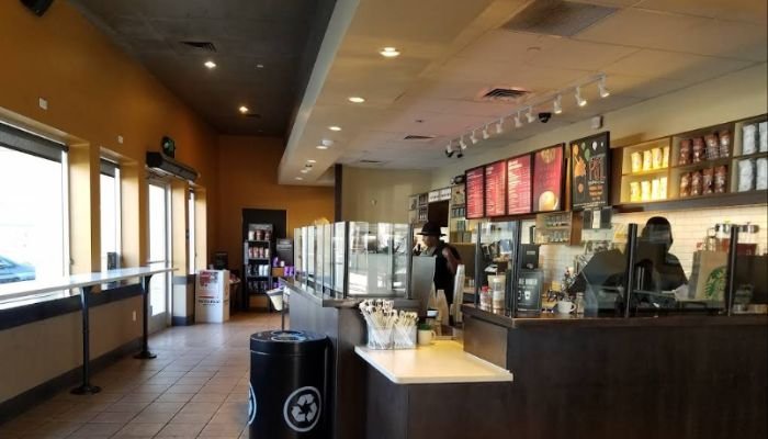 Starbucks (City Place) in Long Beach